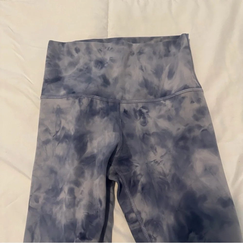 Lululemon Align 23” Crop - Diamond Dye Iced Iris Peri Purple Size 4